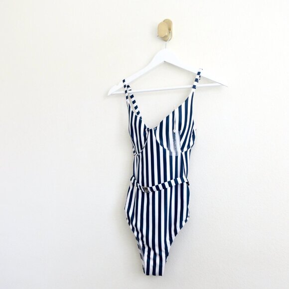 NEW! Kenny Flowers The Hamptons One Piece Swimsuit stripped SZ M - Picture 10 of 14